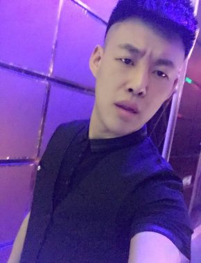 孙彤宇 哈尔滨 32岁 182cm 72kg