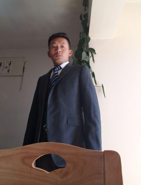 郭德敏 昆明 40岁 178cm 75kg