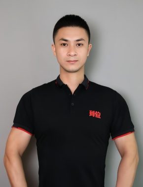 饶江贵 昆明 36岁 175cm 70kg