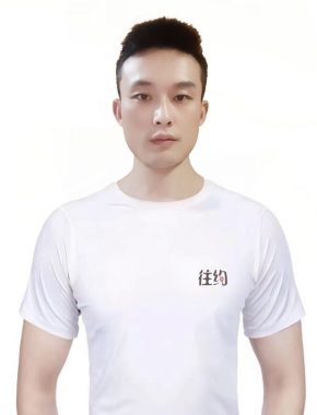 刘诗豪 南宁 28岁 177cm 62kg