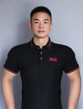 韦日重 南宁 42岁 173cm 67kg
