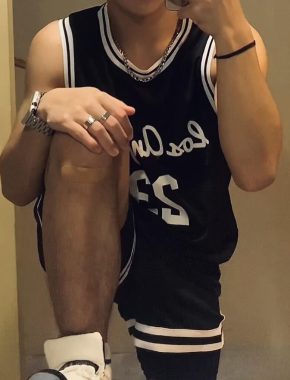 王来胜 昆明 21岁 170cm 63kg