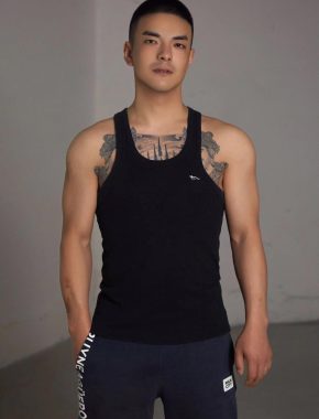 沈亚 昆明 29岁 175cm 70kg