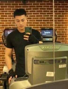 年浩 合肥 38岁 182cm 74kg