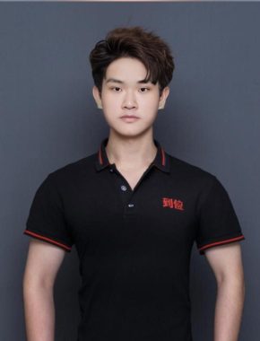 王凯 合肥 20岁 181cm 71kg