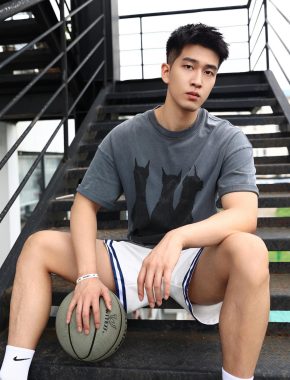 徐浩煊 长沙 26岁 188cm 77kg