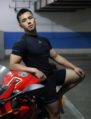 罗正权 长沙 30岁 175cm 70kg